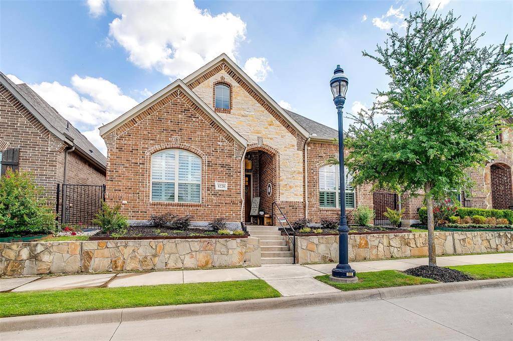 North Richland Hills, TX 76182,8220 Odell Street