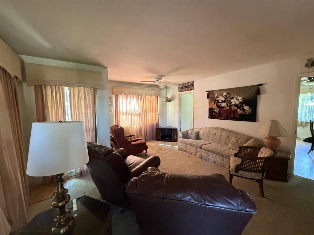 Dallas, TX 75214,6717 Pimlico Drive