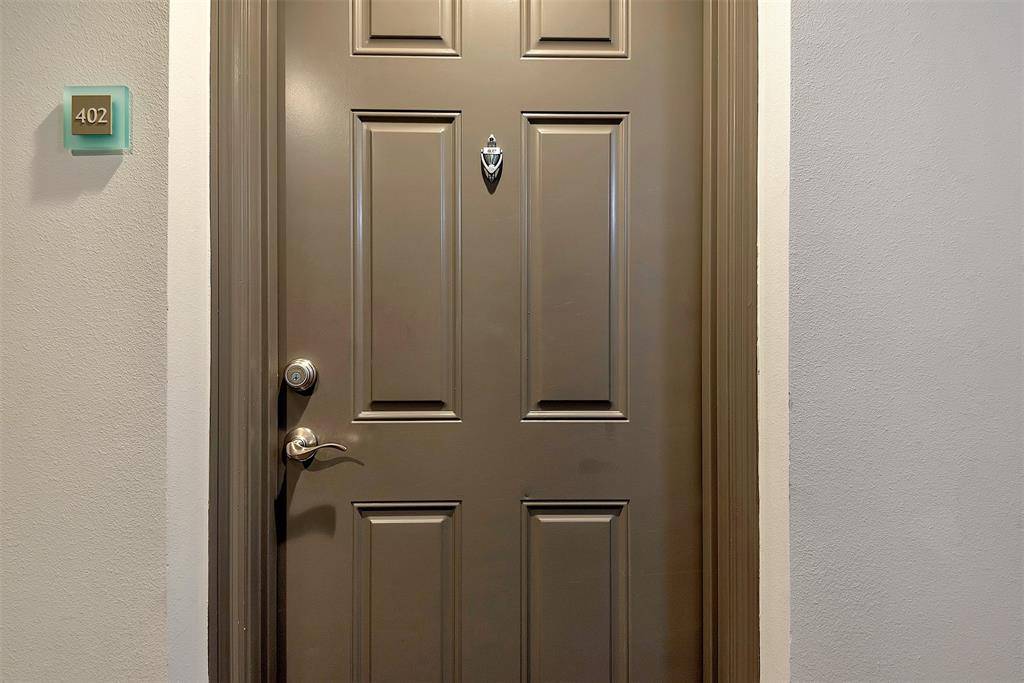 Fort Lauderdale, FL 33308,2421 NE 65th St #402