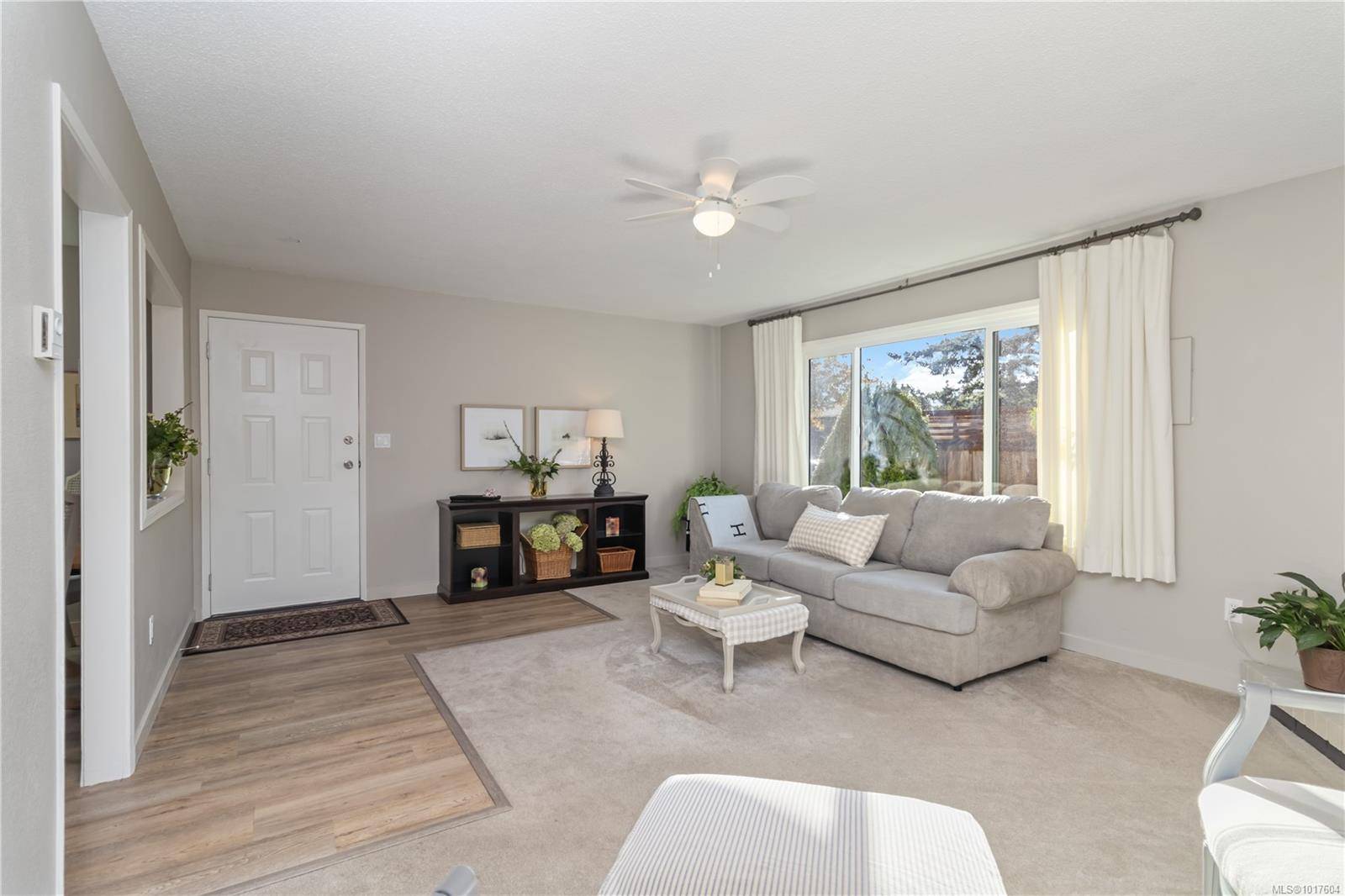 Sidney, BC V8L 1R4,2034 Weiler Ave #2