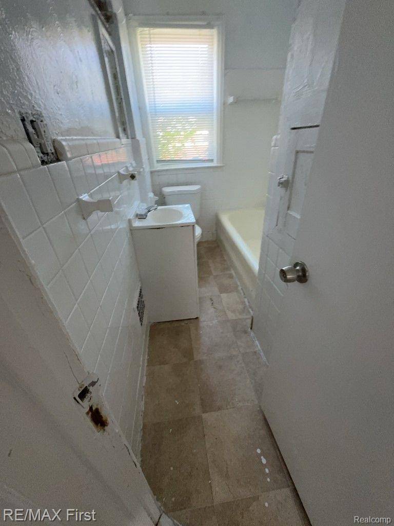 Detroit, MI 48227,14974 SUSSEX ST