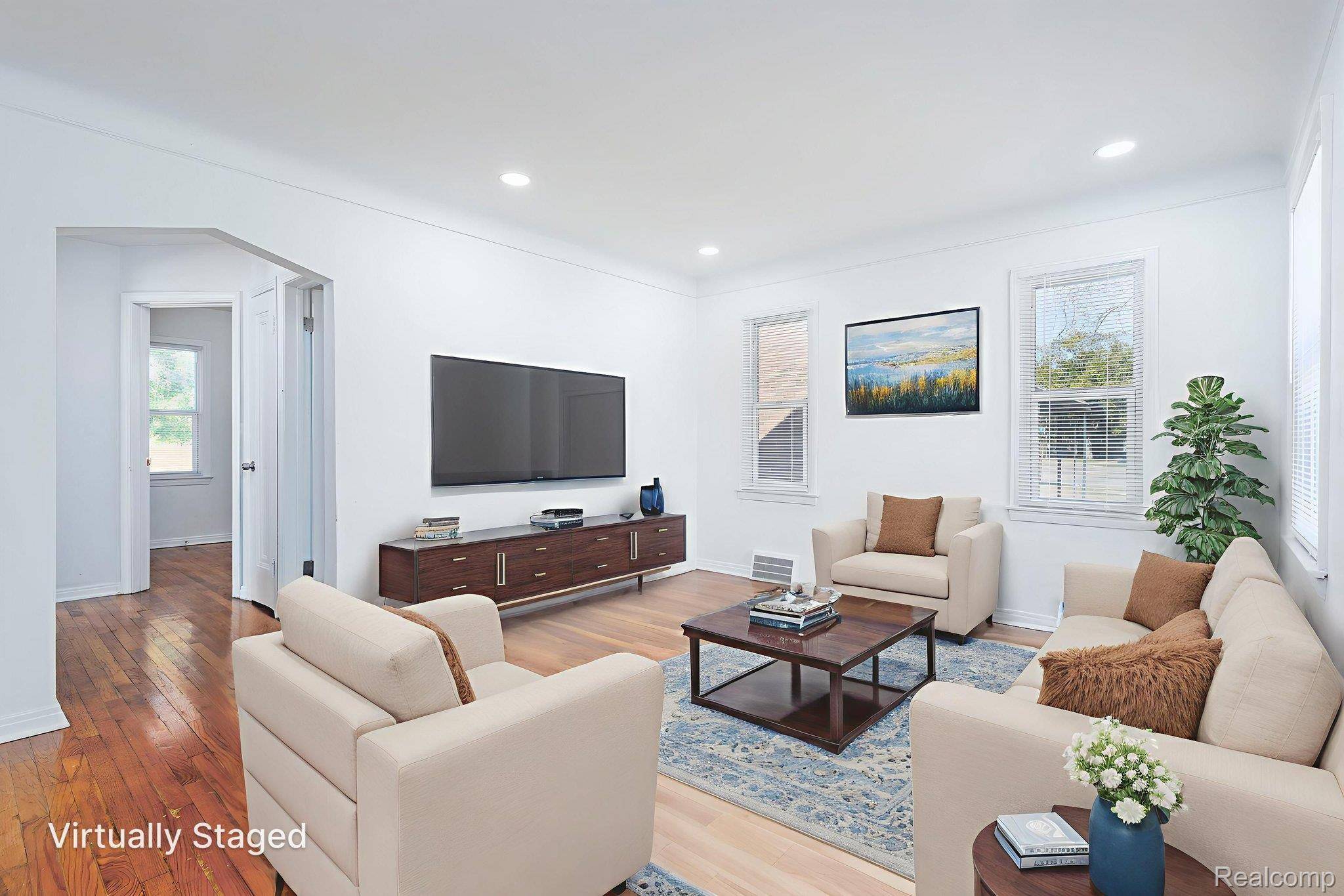 Detroit, MI 48205,18519 Morang DR