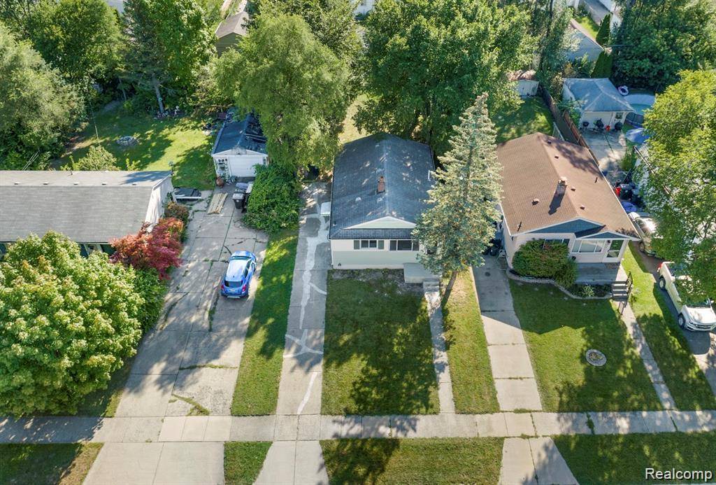 Livonia, MI 48152,18884 Lathers ST