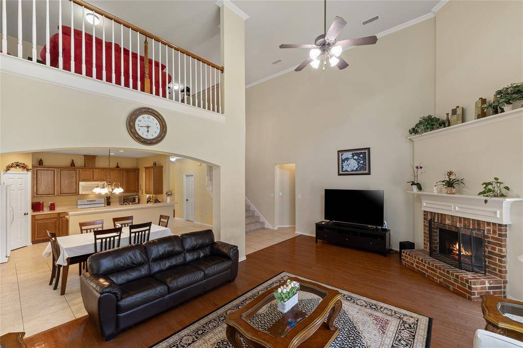 Burleson, TX 76028,2904 Shoreline Drive