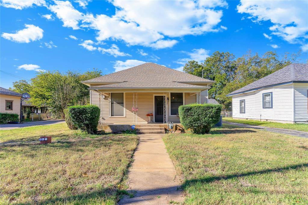 Cleburne, TX 76033,311 N Pendell Avenue