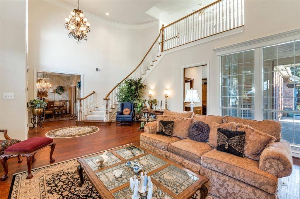 Dallas, TX 75287,5140 Quail Lake Drive