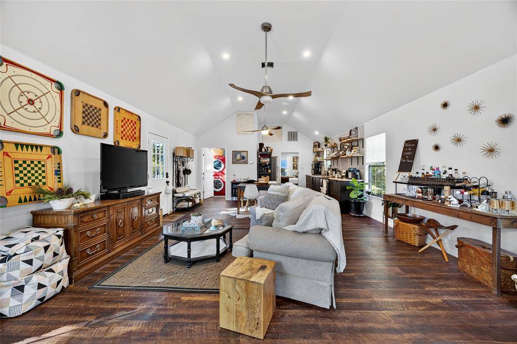 Morgan, TX 76671,172 Private Road 1385