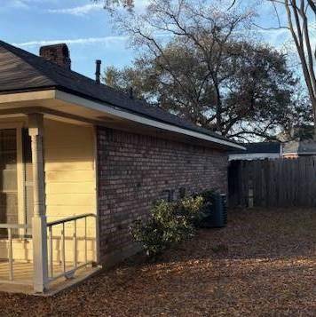 Benton, LA 71006,109 Country Club Drive