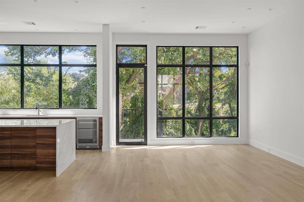 Dallas, TX 75208,610 N Oak Cliff Boulevard #304