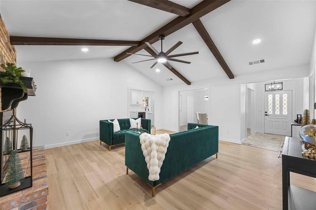 Carrollton, TX 75007,1954 Chesham Drive