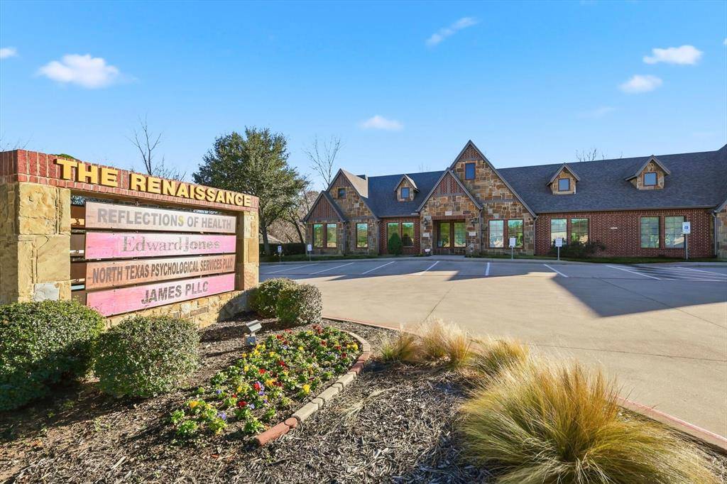 Colleyville, TX 76034,1117 Glade Road #140