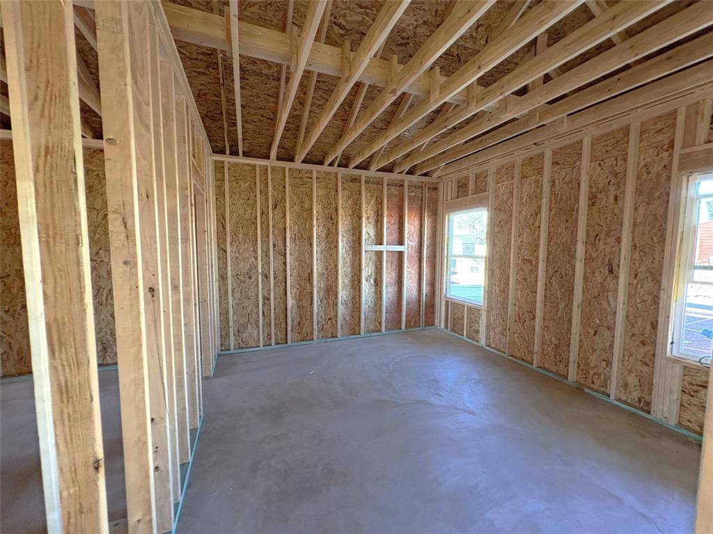 Abilene, TX 79602,914 Minda Street