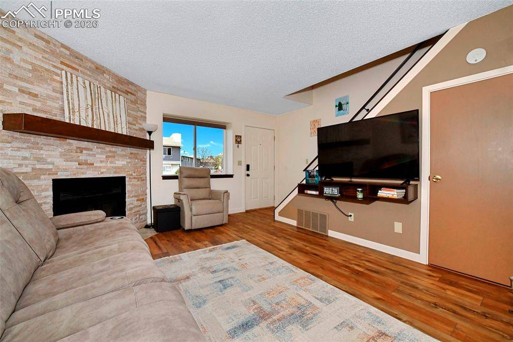 Colorado Springs, CO 80915,1234 Soaring Eagle DR