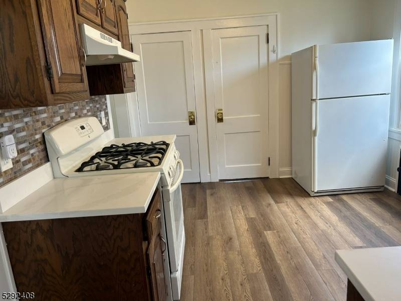 East Rutherford Boro, NJ 07073,136 Carlton Ave #1