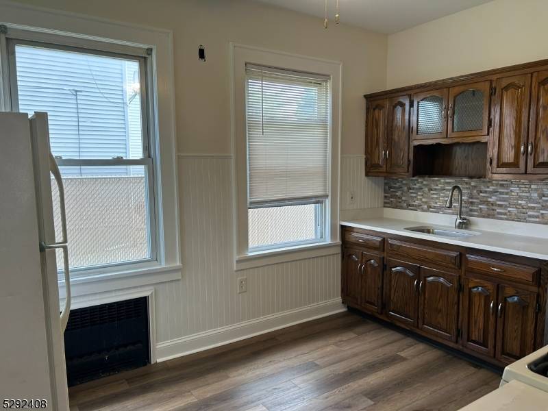 East Rutherford Boro, NJ 07073,136 Carlton Ave #1