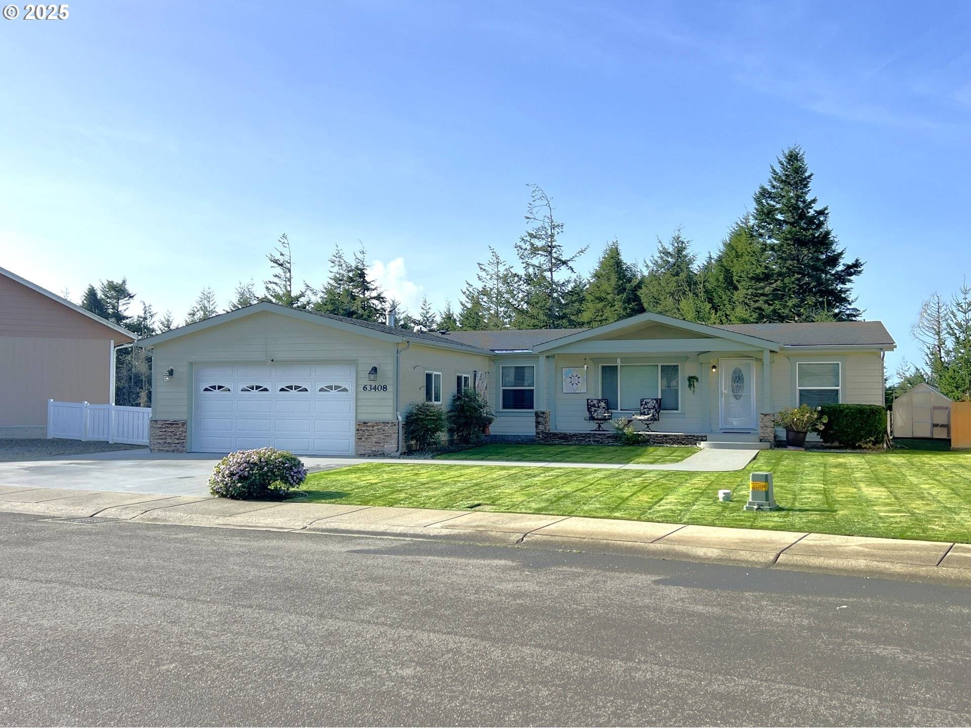 Coos Bay, OR 97420,63408 NATHAN DR