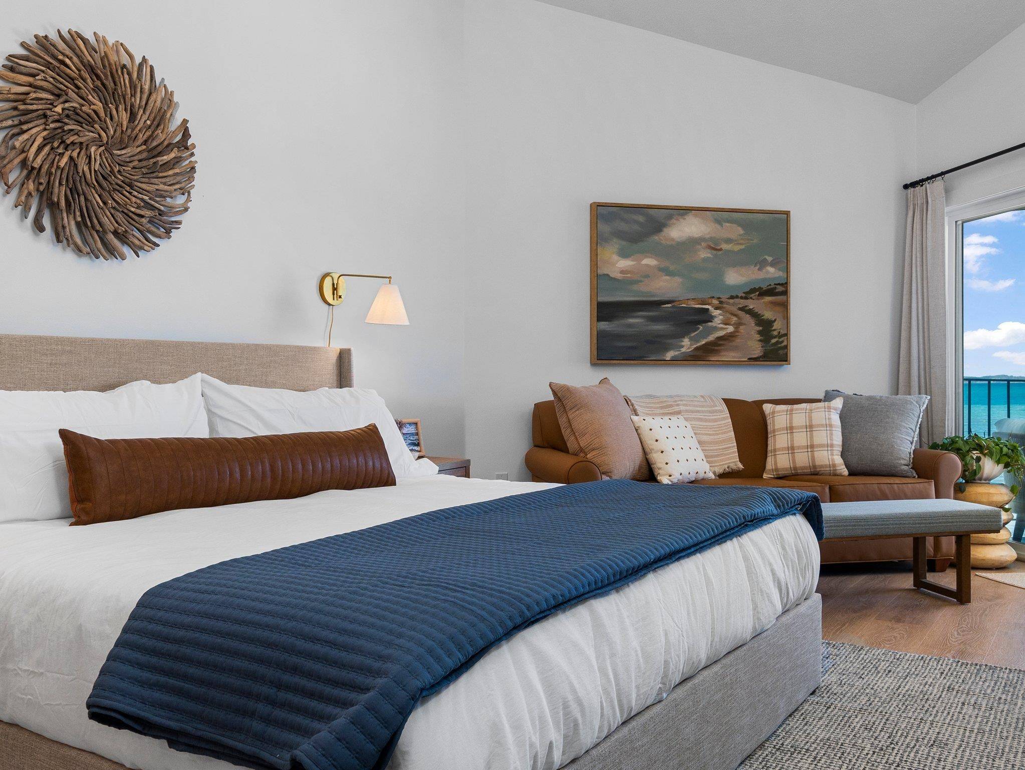 Traverse City, MI 49686,2211 N US-31