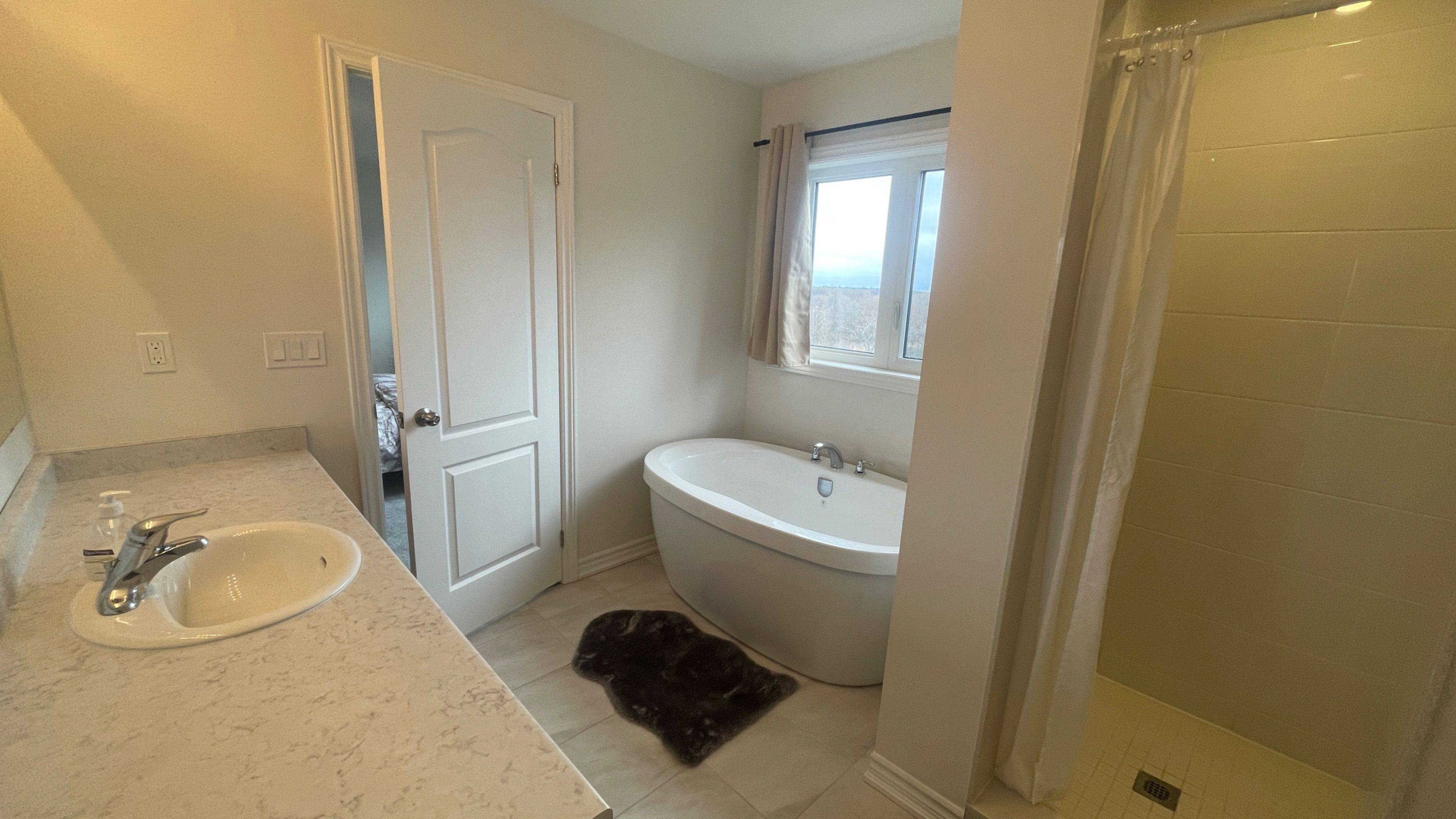 Clarington, ON L1E 0E8,53 Jack Potts WAY