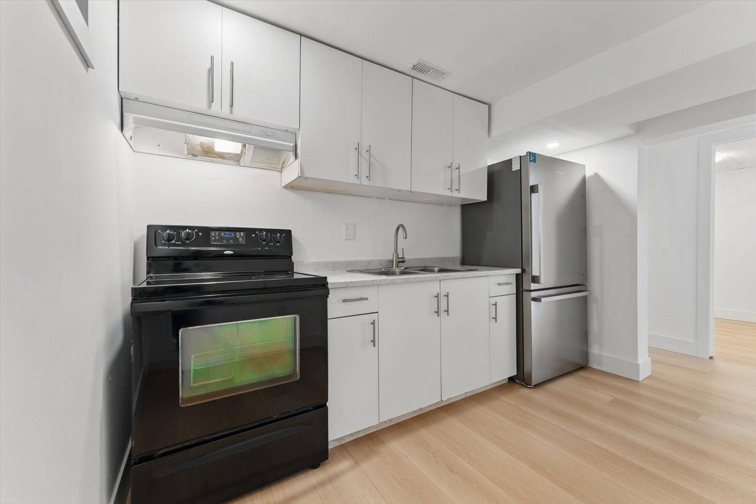 Toronto E10, ON M1C 1J9,90 Euclid AVE #Basement