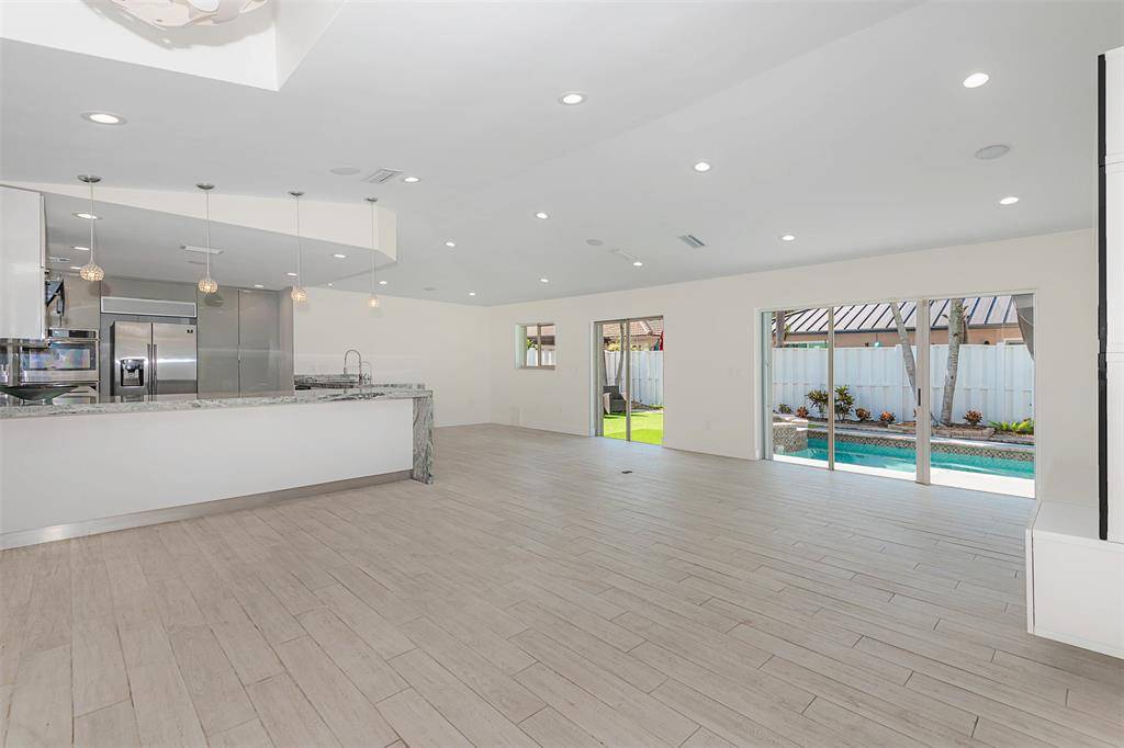 Weston, FL 33326,16931 SW 5th Ct