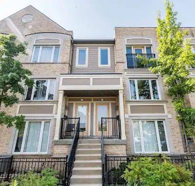 Mississauga, ON L5M 0L7,5650 Winston Churchill BLVD #107