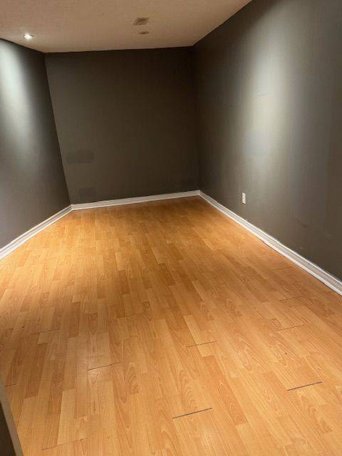 Mississauga, ON L5V 2P4,953 Sonoma CT #BSMT