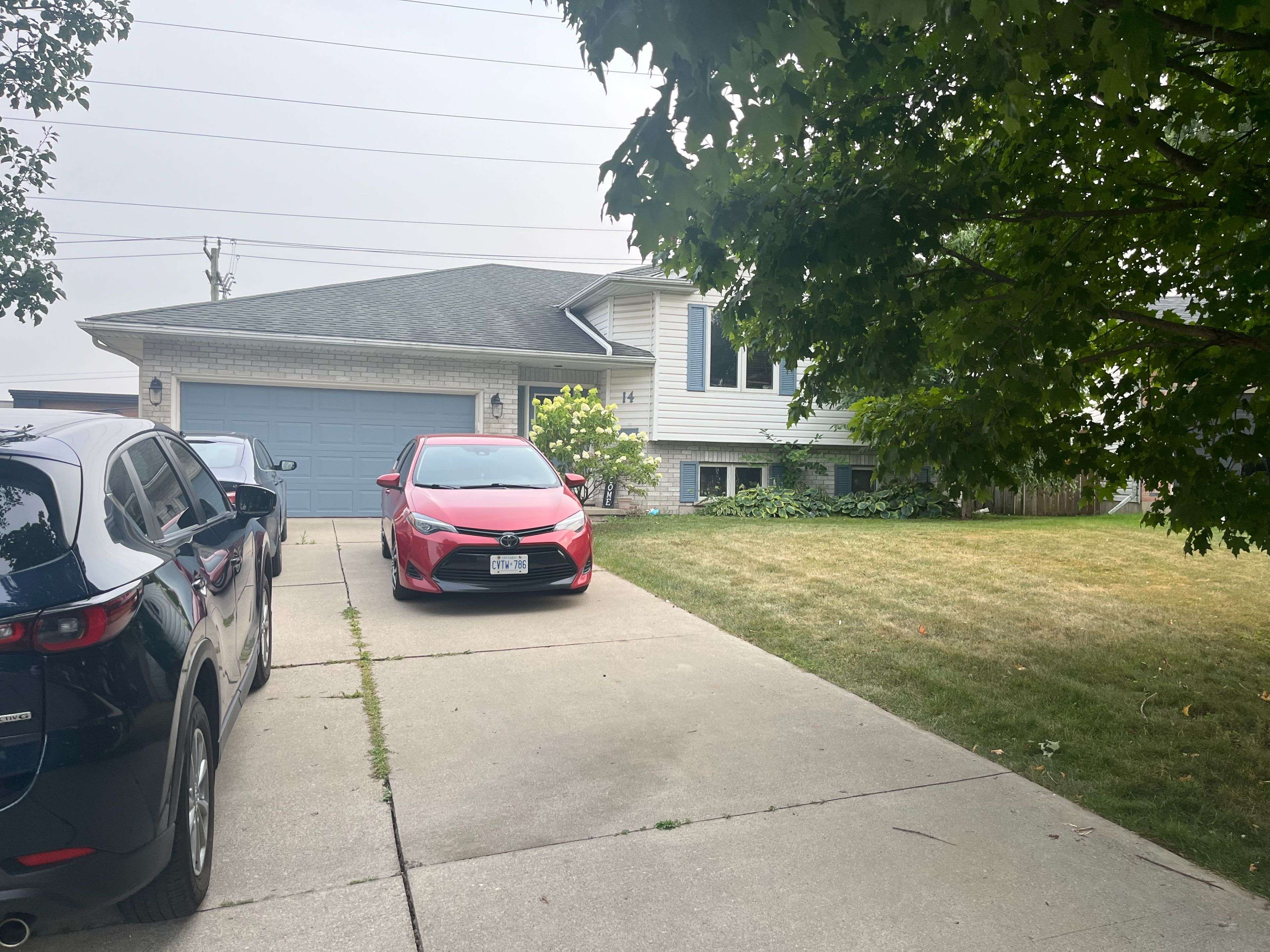 Woodstock, ON N4V 1G2,14 Old Orchard GLN #side un