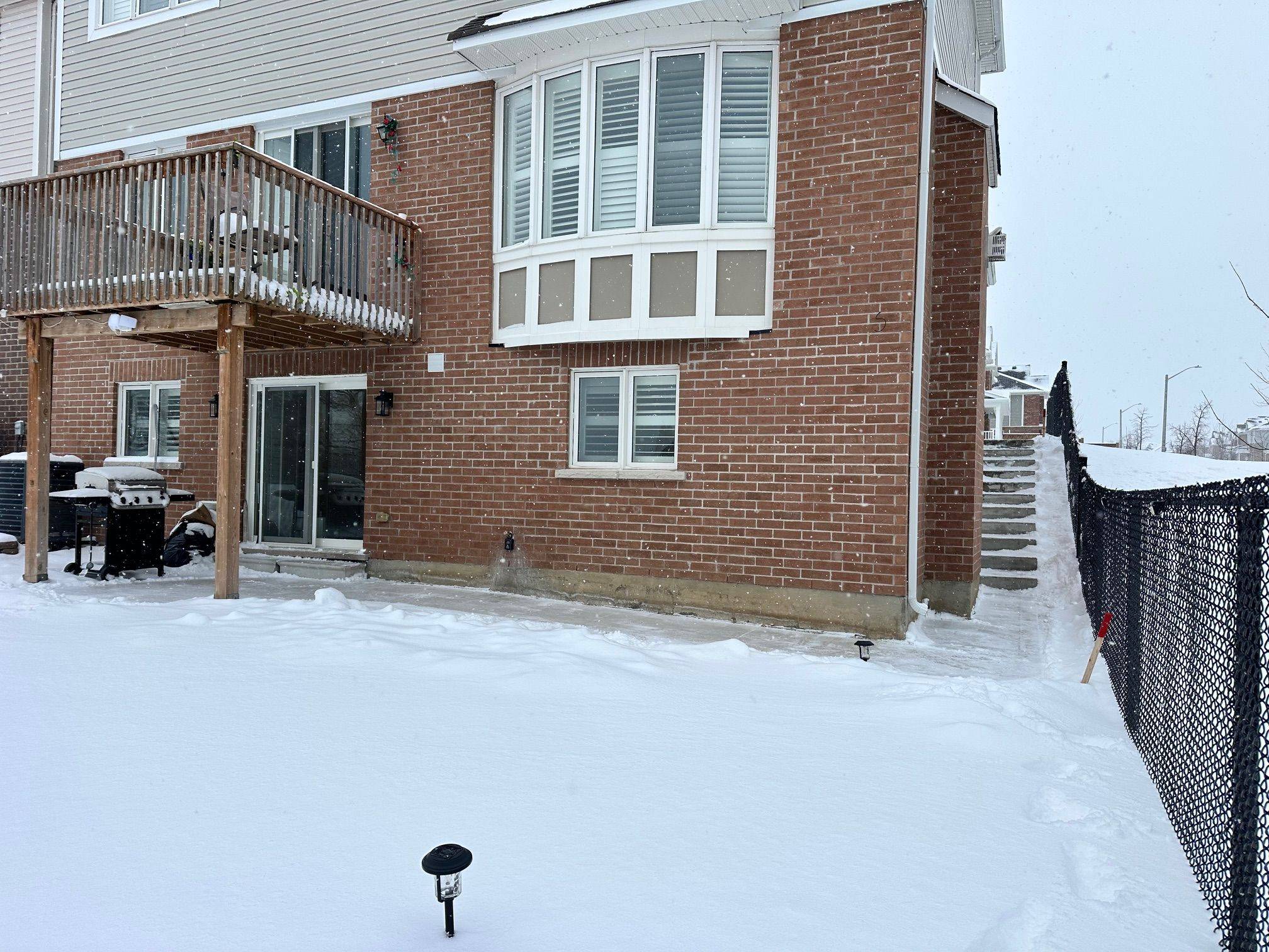 Cambridge, ON N3E 1A1,219 Ridge RD #Basement