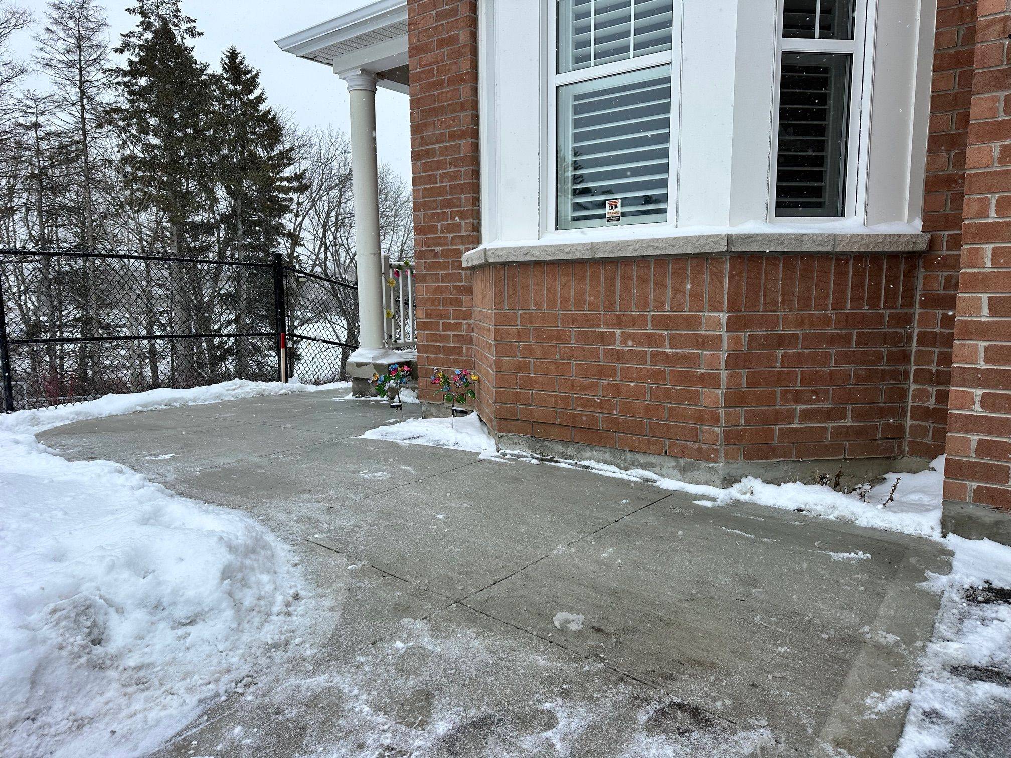 Cambridge, ON N3E 1A1,219 Ridge RD #Basement