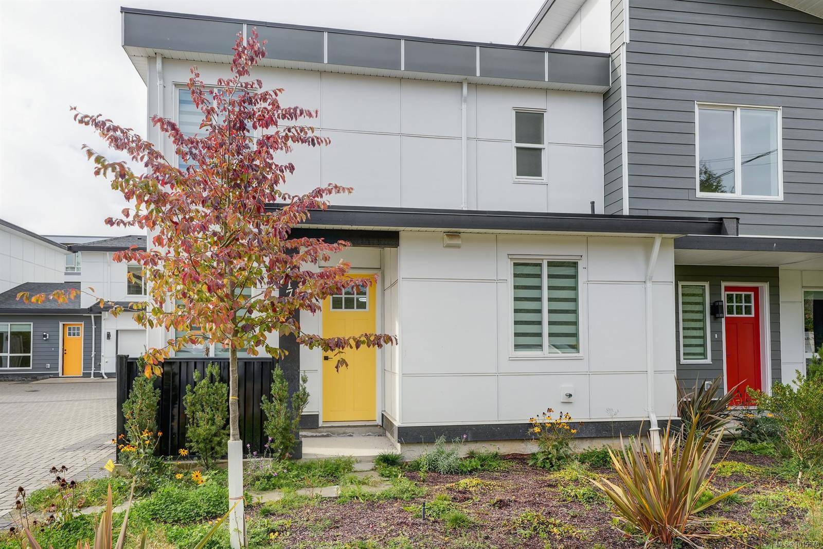 Central Saanich, BC V8M 1H4,1171 STELLY'S CROSS Rd #6