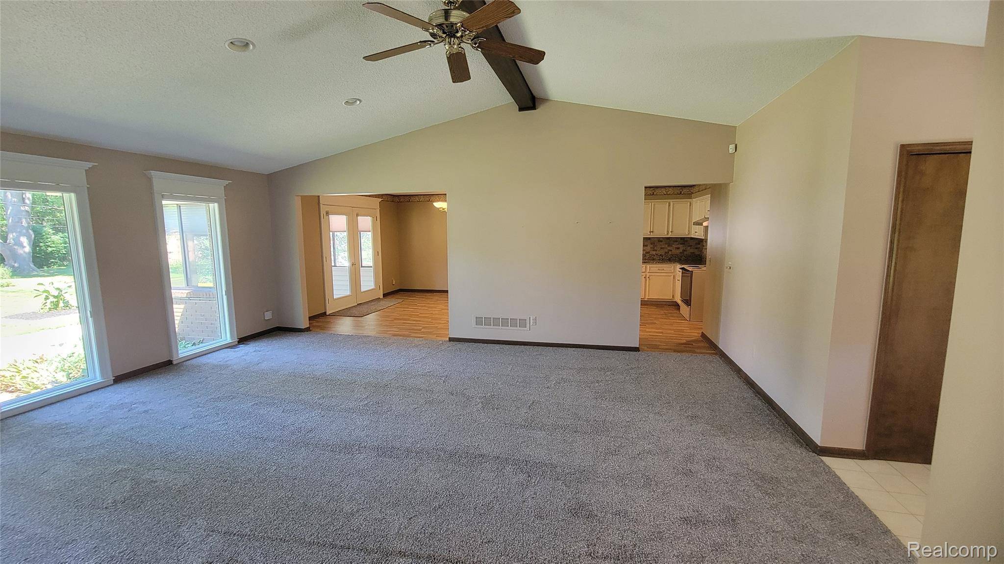 Utica, MI 48317,11027 Russell ST