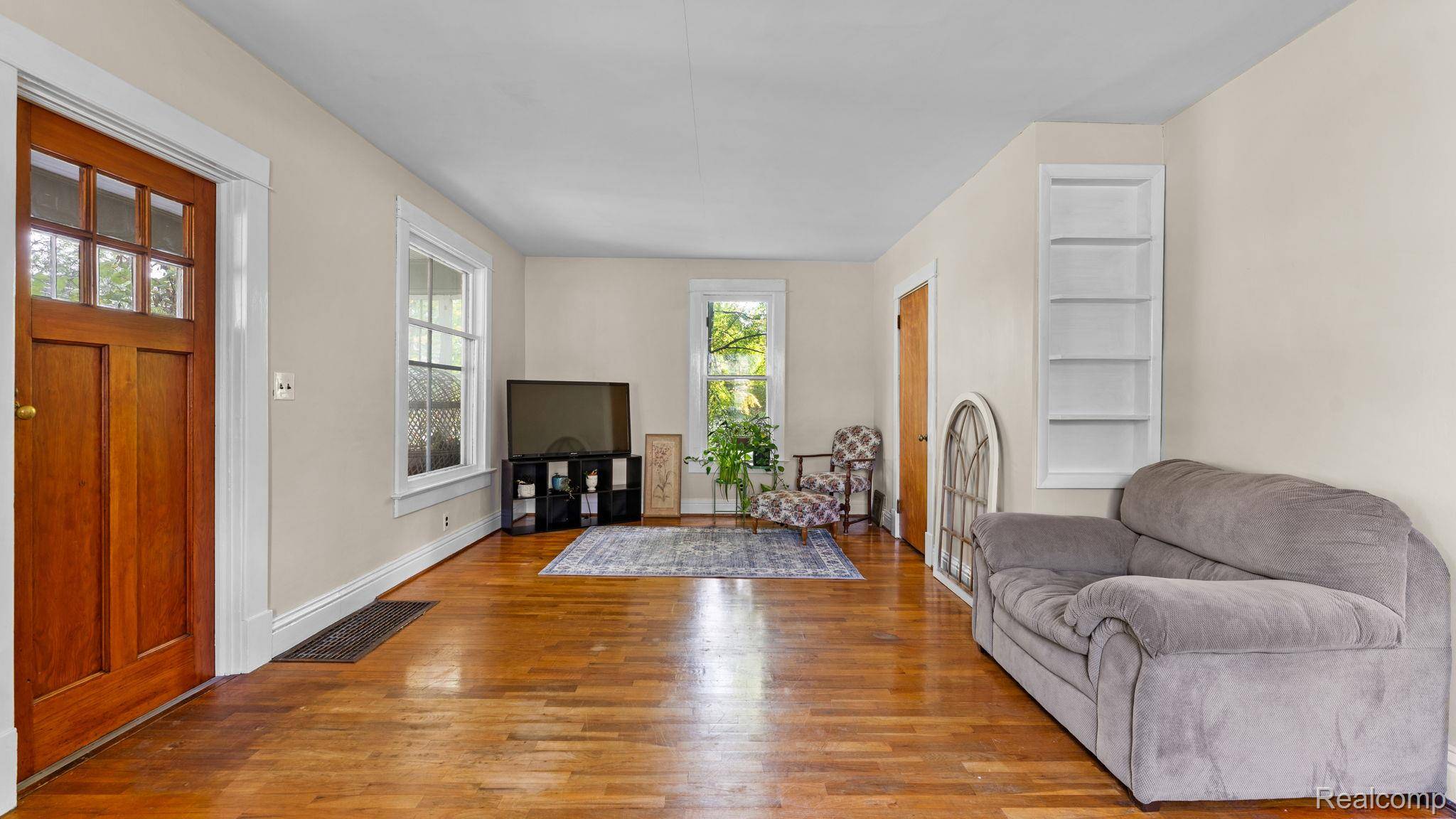 Clinton, MI 49236,116 Currier ST