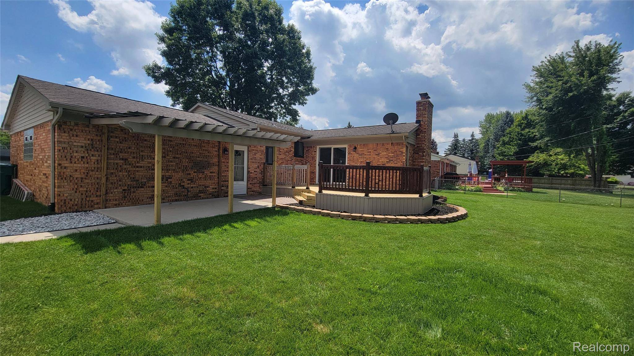 Utica, MI 48317,46075 Hecker DR