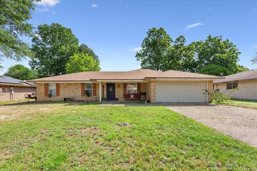 Mexia, TX 76667,1004 Fairway Lane