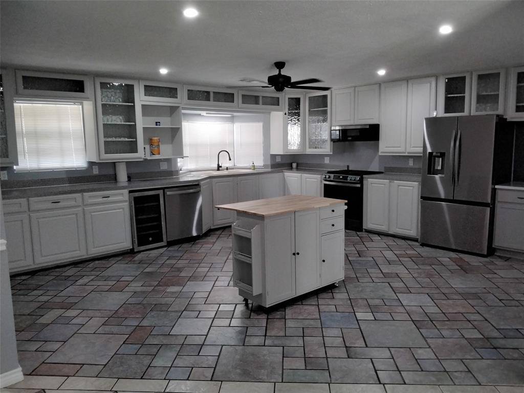 Irving, TX 75060,2317 Meadow Dale