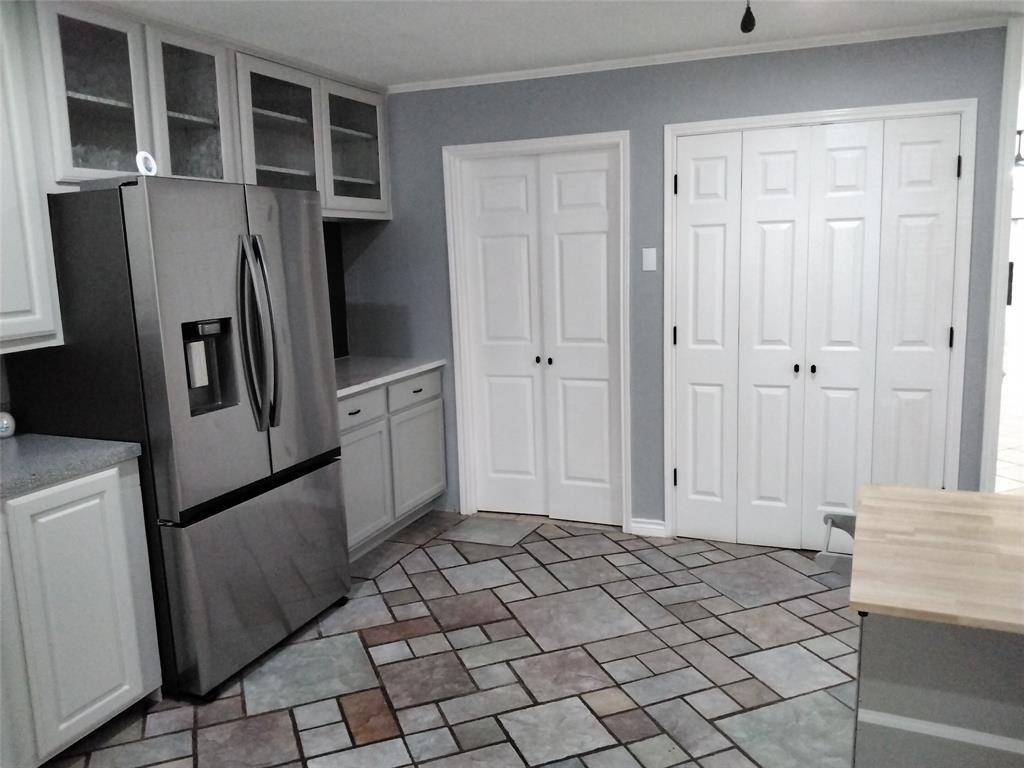 Irving, TX 75060,2317 Meadow Dale