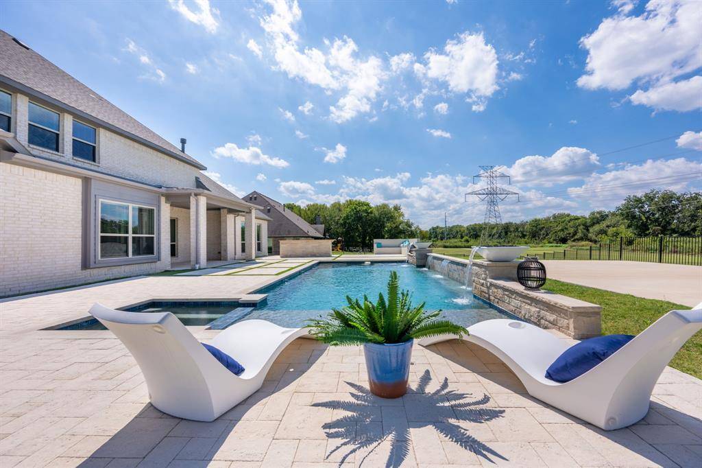 Heath, TX 75032,168 Falcon Point Drive