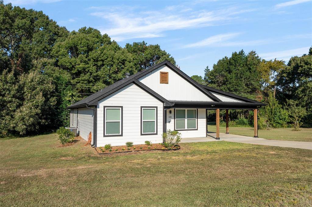 Mabank, TX 75156,128 Crestwood Drive