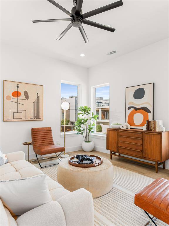 Dallas, TX 75204,2015 N Prairie Avenue #101