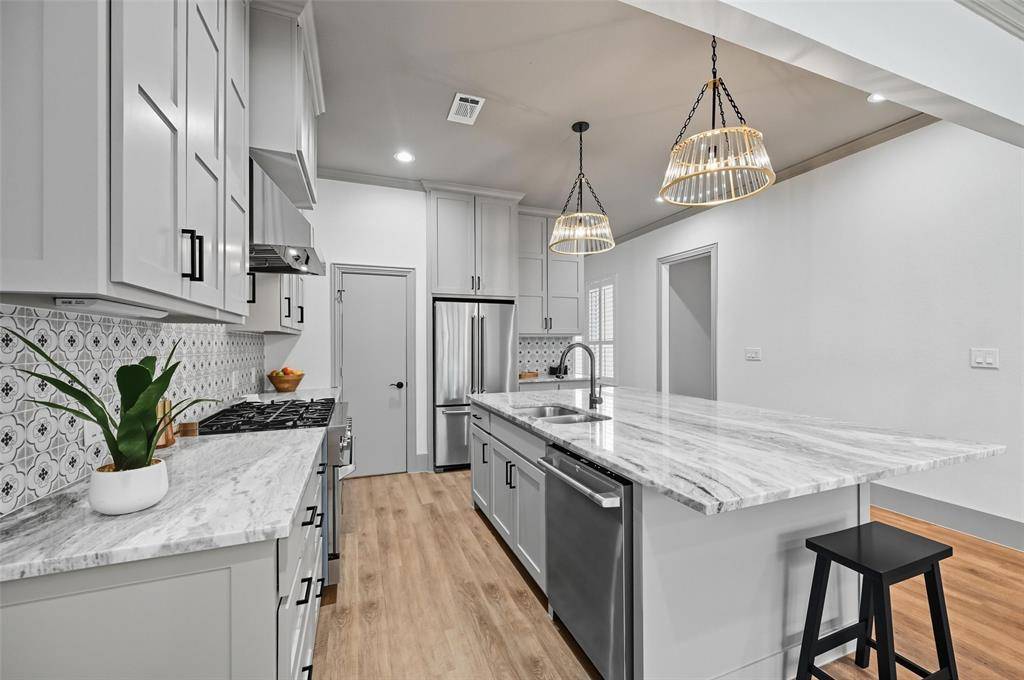 Dallas, TX 75230,6030 Steamboat Drive