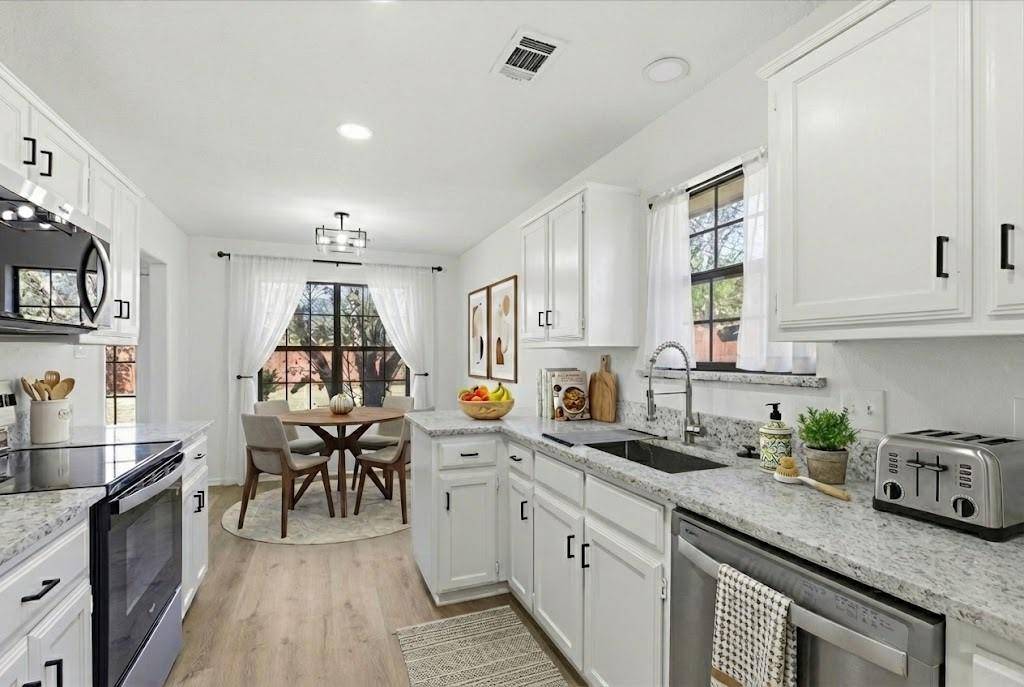 Krum, TX 76249,220 Brook Circle