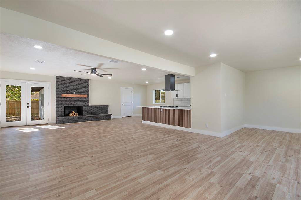 Dallas, TX 75232,1212 Willow Glen Drive