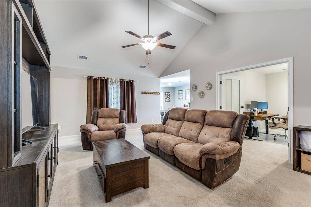 Newark, TX 76071,201 Cattlemans Creek Road