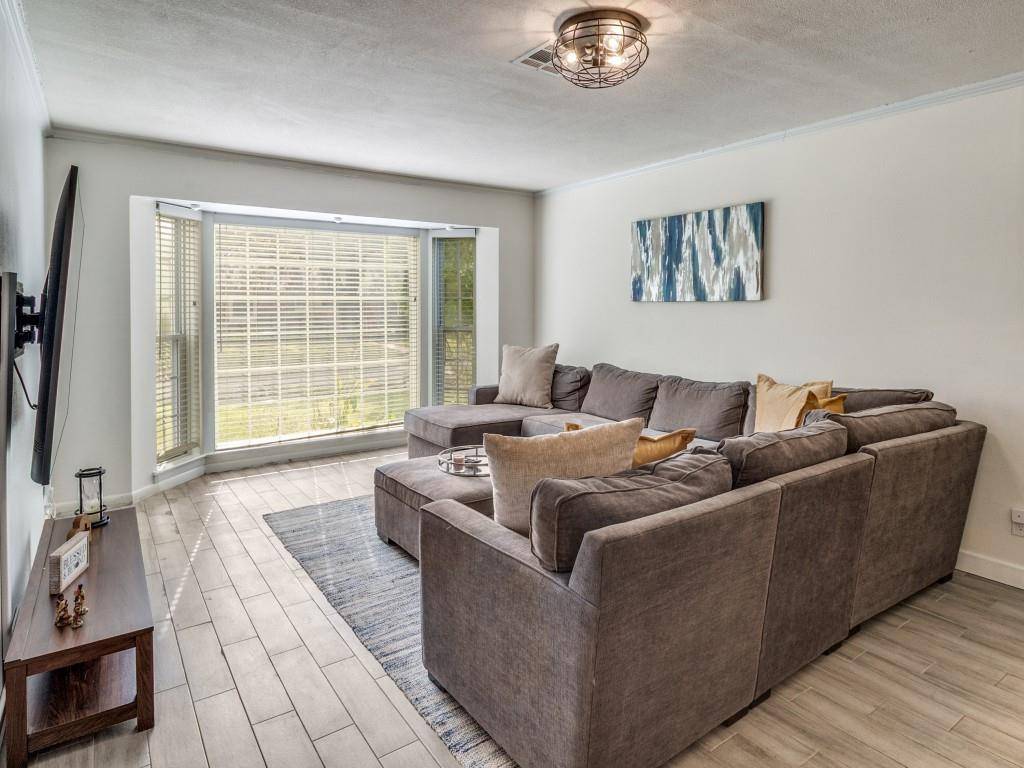 Dallas, TX 75229,3645 Warick Drive