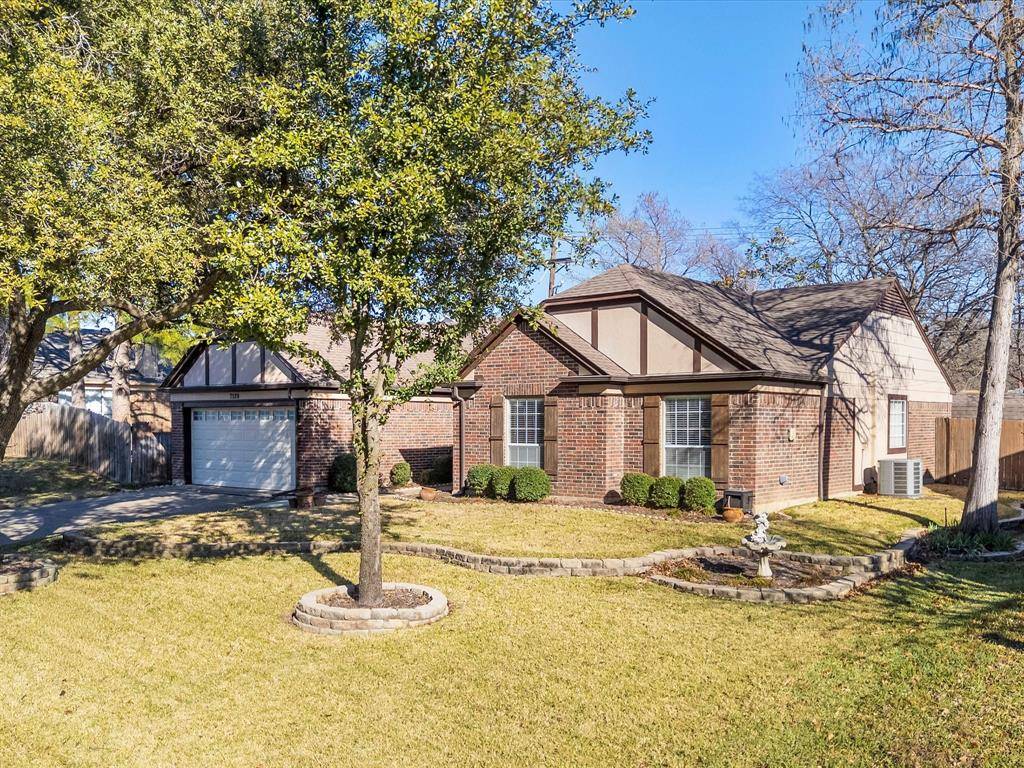North Richland Hills, TX 76182,7520 Meadowview Terrace