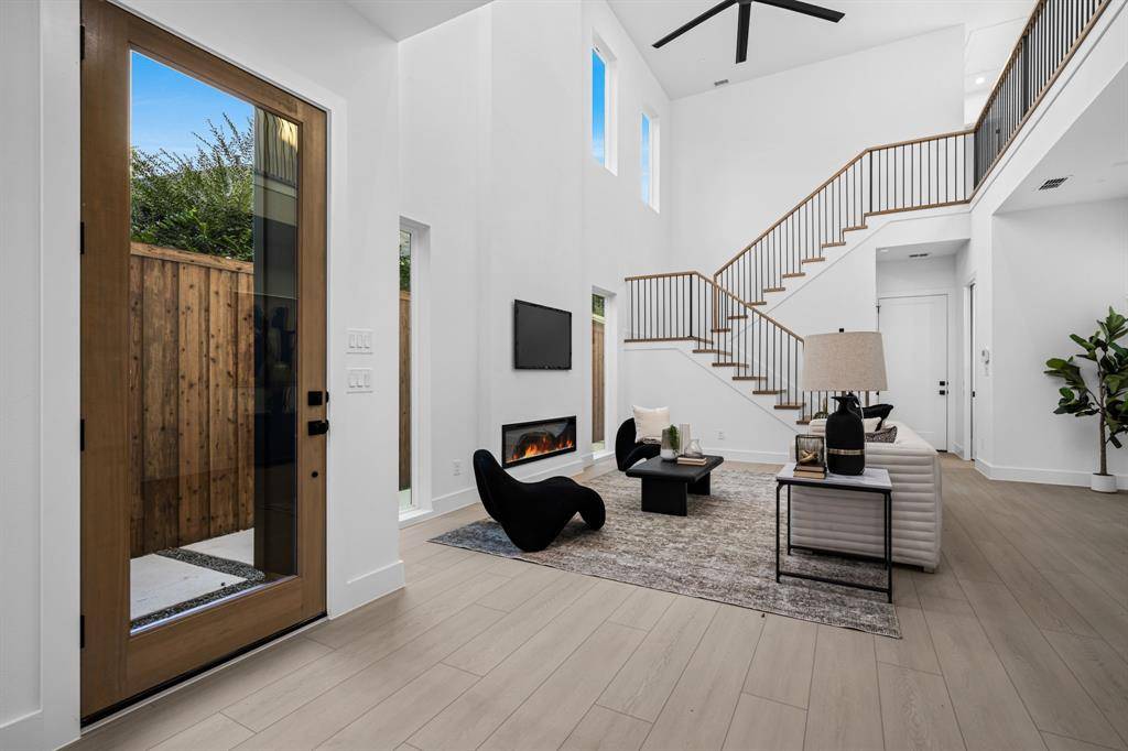 Dallas, TX 75208,812 W 10th Street