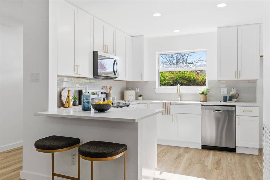 Bedford, TX 76022,2409 Aquaduct Drive