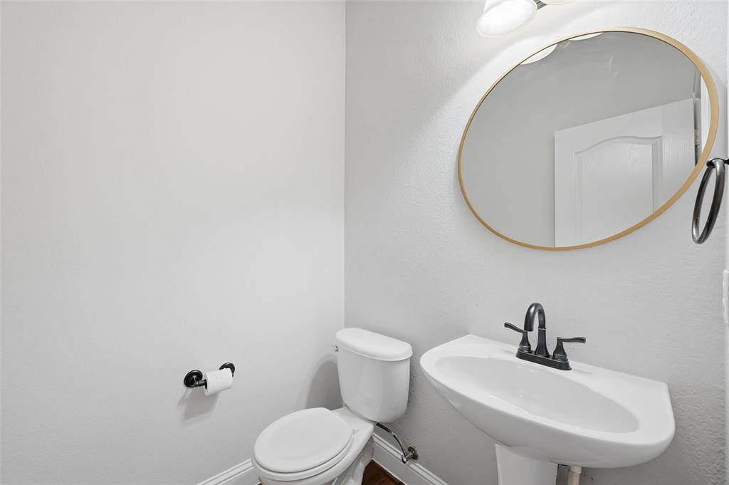 Denton, TX 76208,6284 Sun Ray Drive