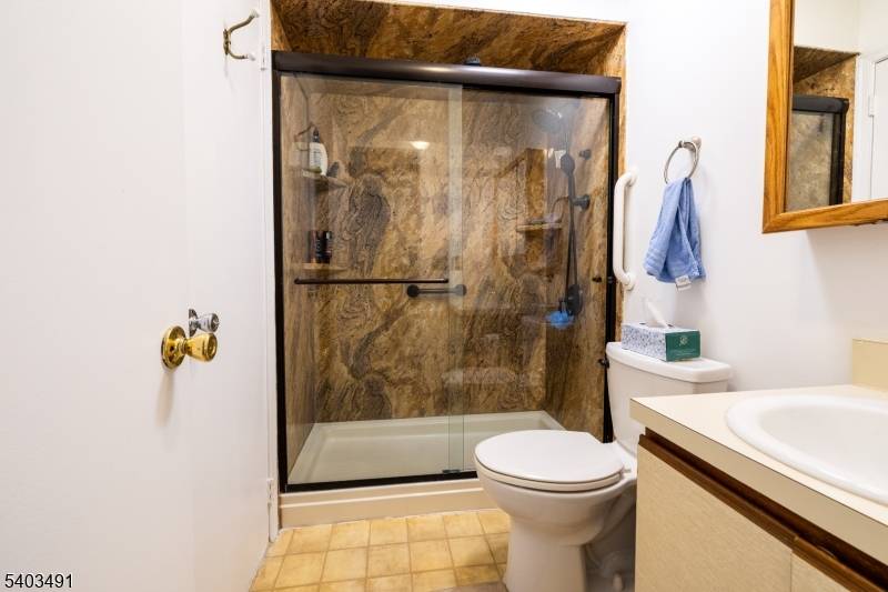 Raritan Twp., NJ 08822,101 Village Cmns