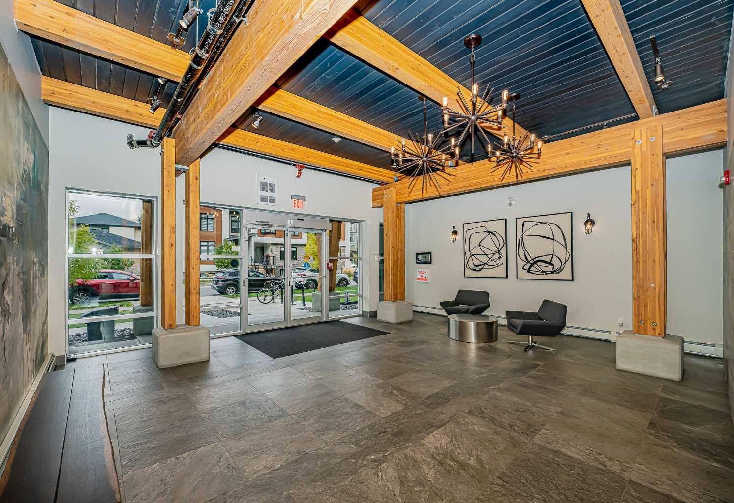 Calgary, AB T3E 8A9,95 Burma Star RD SW #3122